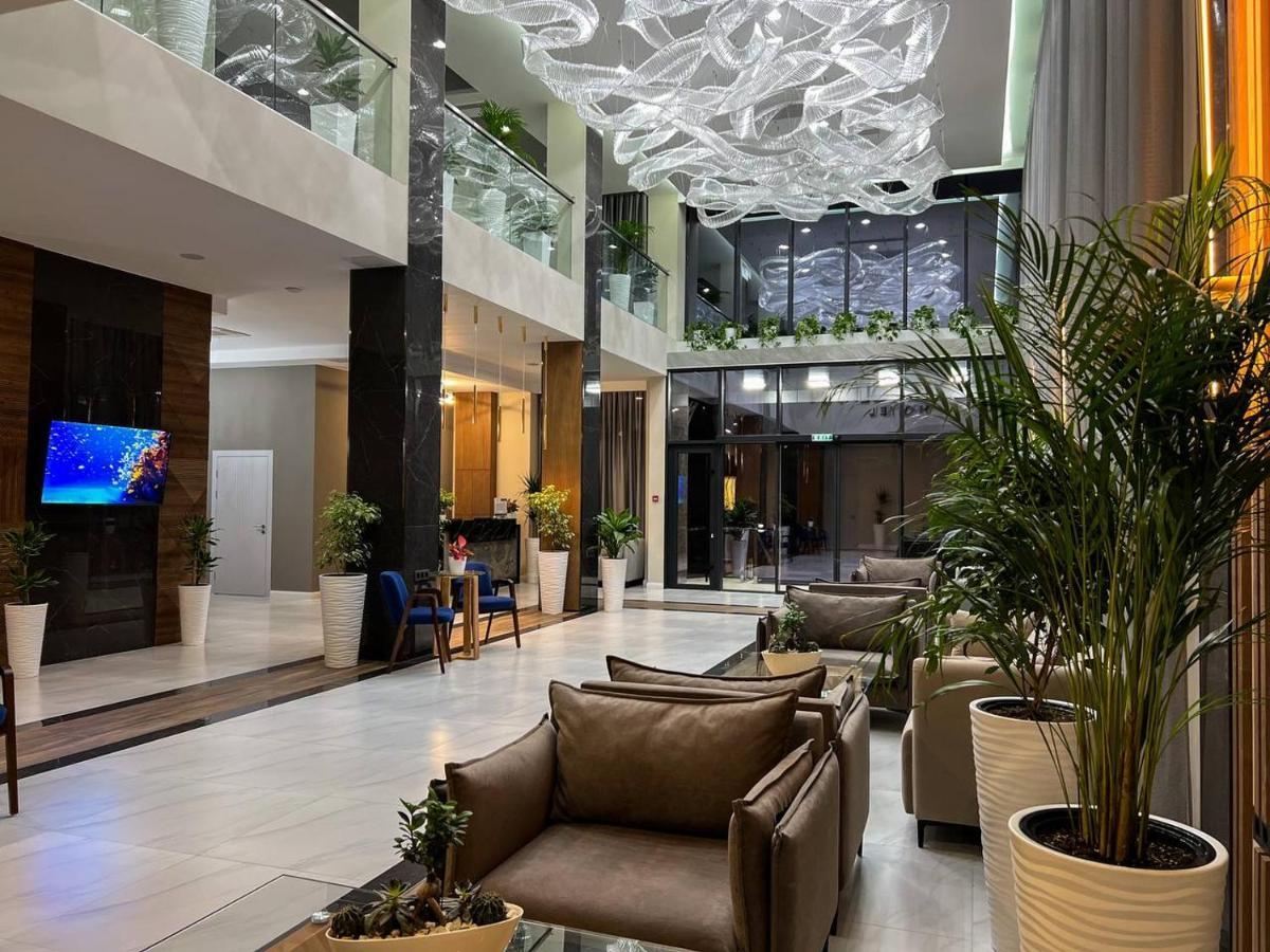 Cosmopolitan Hotel Shymkent Exterior photo